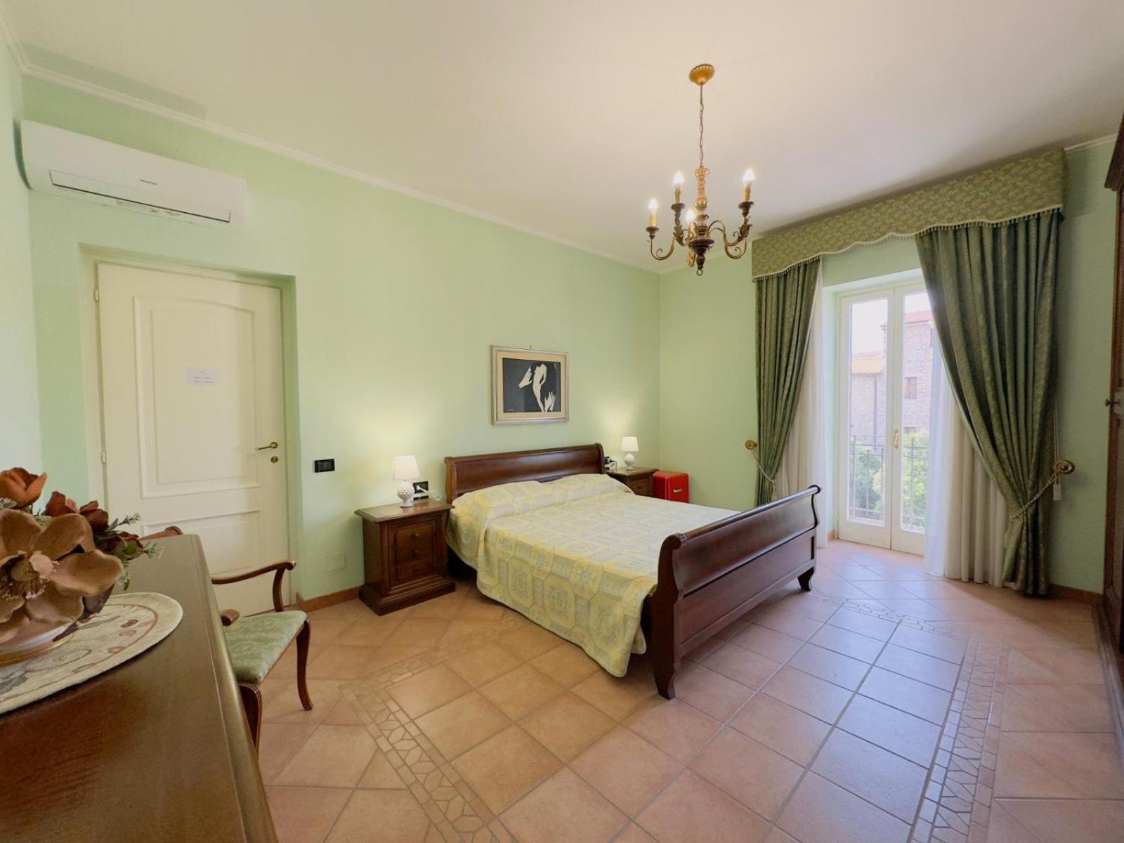 Casa Pepe - Fondi Vertice Rooms Exterior foto
